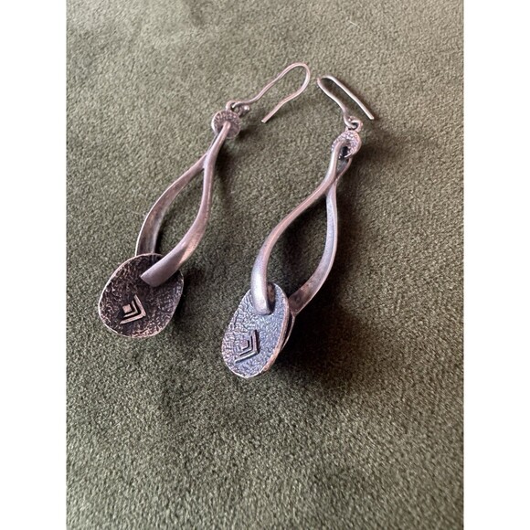 VTG Retired Silpada 925 Sterling Silver Modernist Style Drop Hook Earrings - Picture 3 of 4